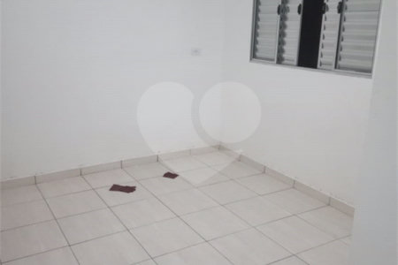 Casa à venda com 2 quartos, sendo 1 suíte,  em Vila Eugênia, Mogi das Cruzes, SP