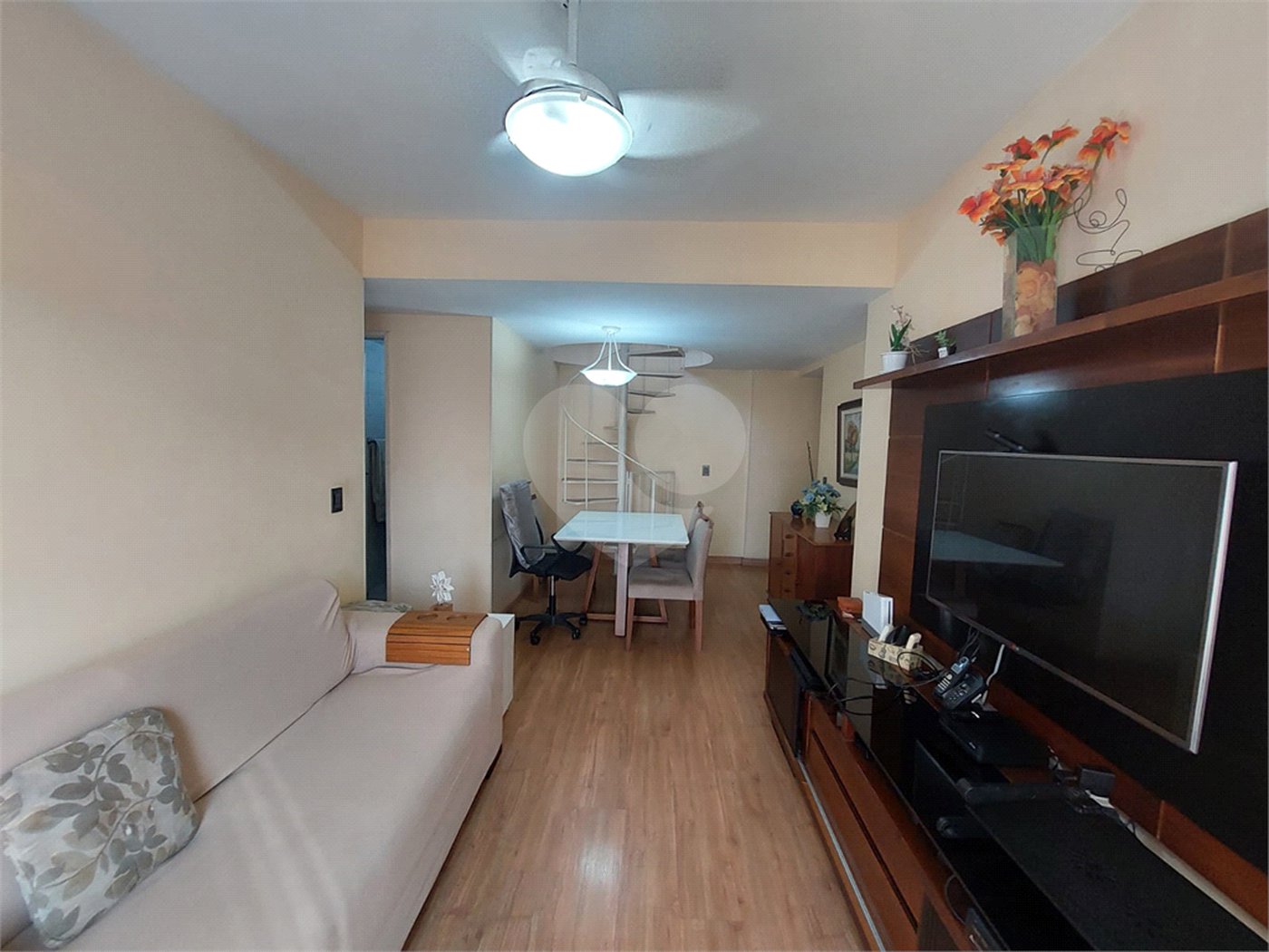 Cobertura à venda com 2 quartos, sendo 1 suíte,  em Tijuca, Rio de Janeiro, RJ