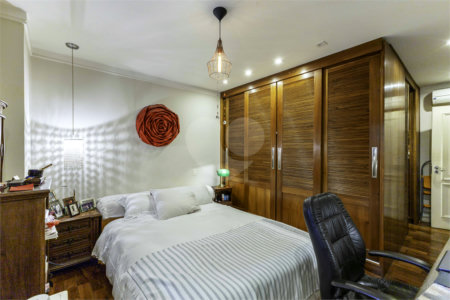 Duplex para alugar com 4 quartos, sendo 3 suítes, em Alto de Pinheiros, São Paulo, SP