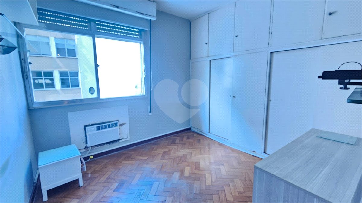 Apartamento à venda com 3 quartos, sendo 1 suíte, em Leblon, Rio de Janeiro, RJ