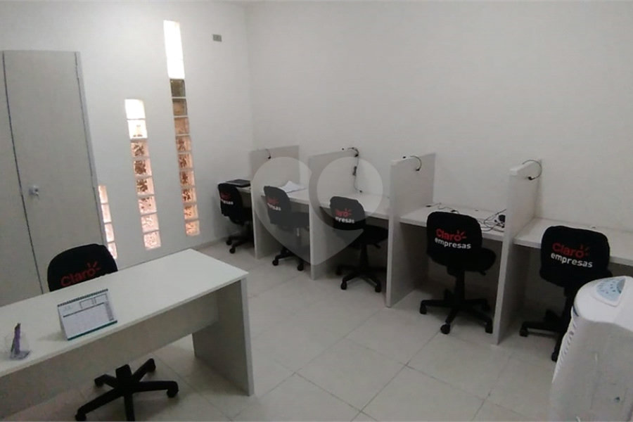 Prédio à venda com 3 quartos em Santana, São Paulo, SP