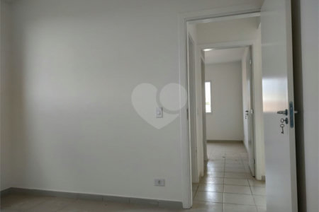 Apartamento para alugar com 2 quartos, sendo 1 suíte,  em Jardim das Palmeiras, Atibaia, SP