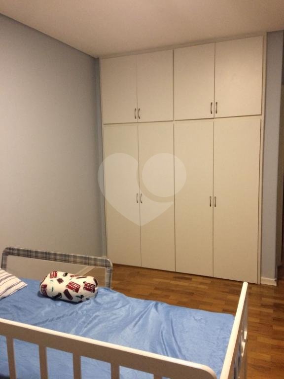Apartamento à venda com 4 quartos, sendo 2 suítes, em Jardim América, São Paulo, SP
