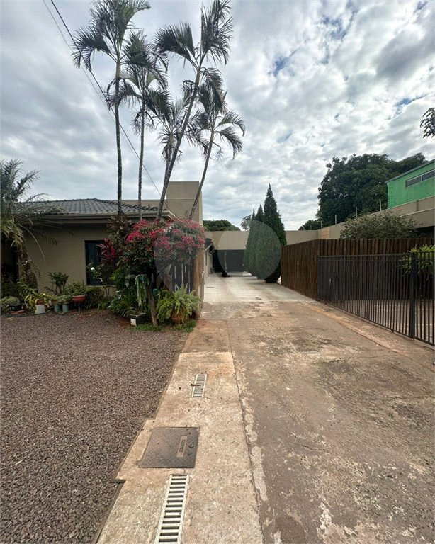 Casa à venda com 6 suítes em Pedro Juan Caballero, Amambay