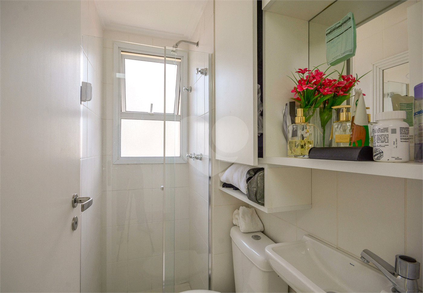 Apartamento à venda com 4 suítes,  em Vila Uberabinha, São Paulo, SP