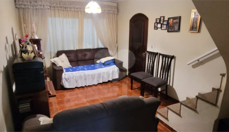 Sobrado à venda com 2 quartos em Cidade Líder, São Paulo, SP