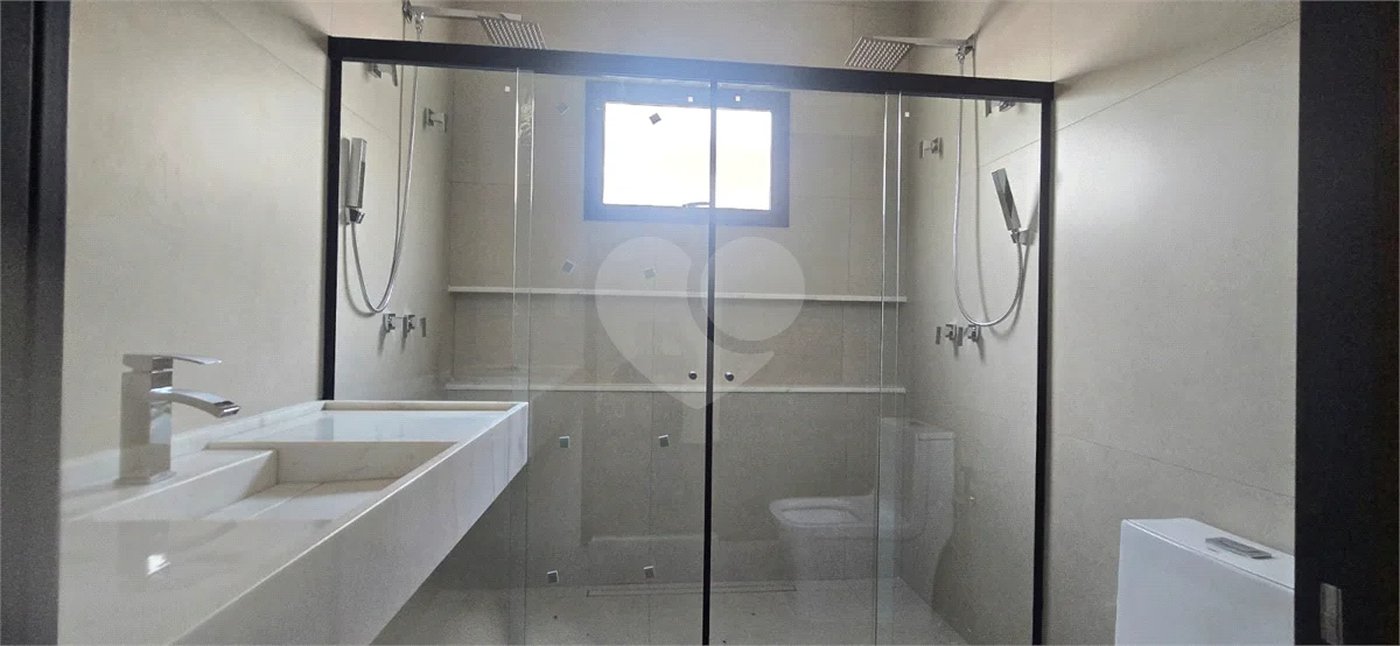 Casa à venda com 5 suítes no condomínio Parque Faber IV, São Carlos - SP