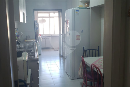 Apartamento de 3 dormitórios à venda em Higienópolis