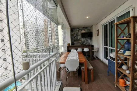Apartamento à venda com 3 quartos, sendo 1 suíte, em Morumbi, São Paulo, SP