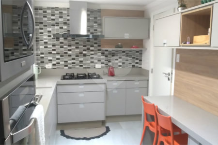 CASA NA ACLIMAÇÃO