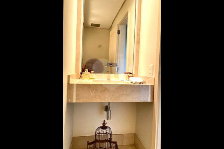 Apartamento à venda com 4 quartos, sendo 3 suítes,  em Vila Suzana, São Paulo, SP