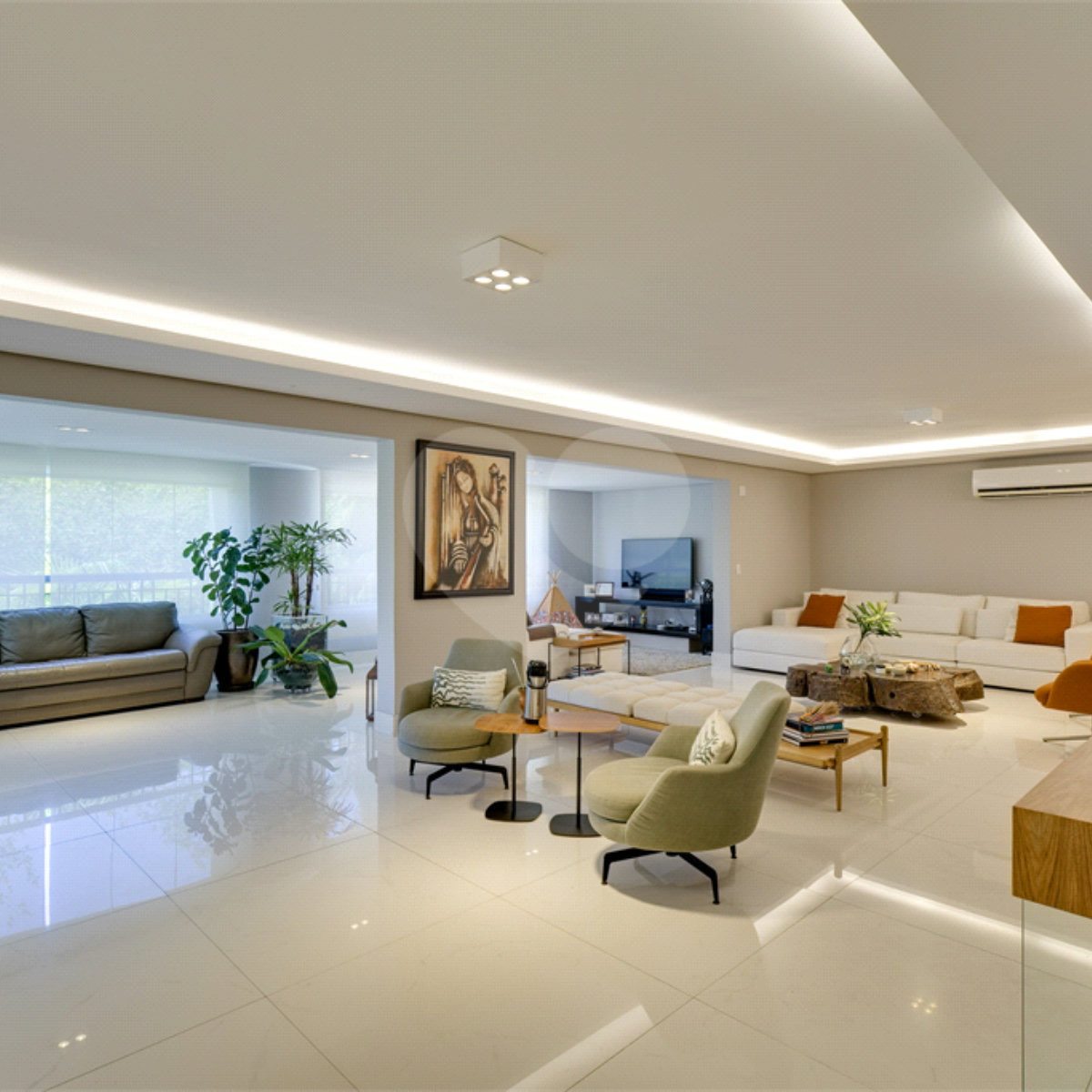Duplex à venda ou para alugar com 4 suítes em Alto da Boa Vista, São Paulo, SP