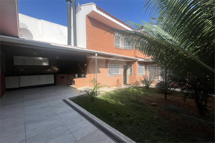 Casa à venda com 4 quartos, sendo 3 suítes, em Vila Guilherme, São Paulo, SP