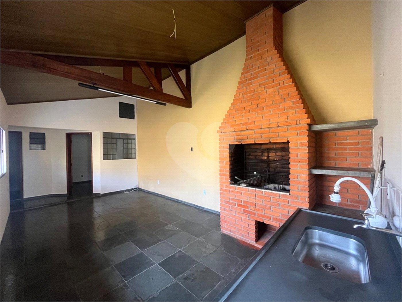 Casa à venda com 5 quartos, sendo 1 suíte, no Centro, Itapetininga, SP