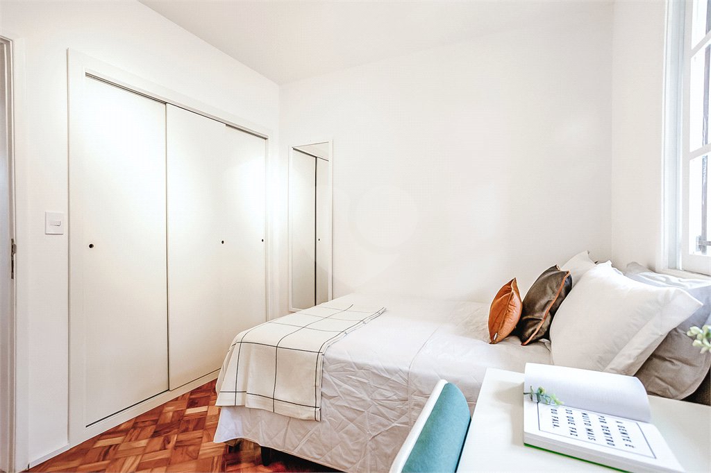 Apartamento à venda com 3 quartos em Vila Cordeiro, São Paulo, SP