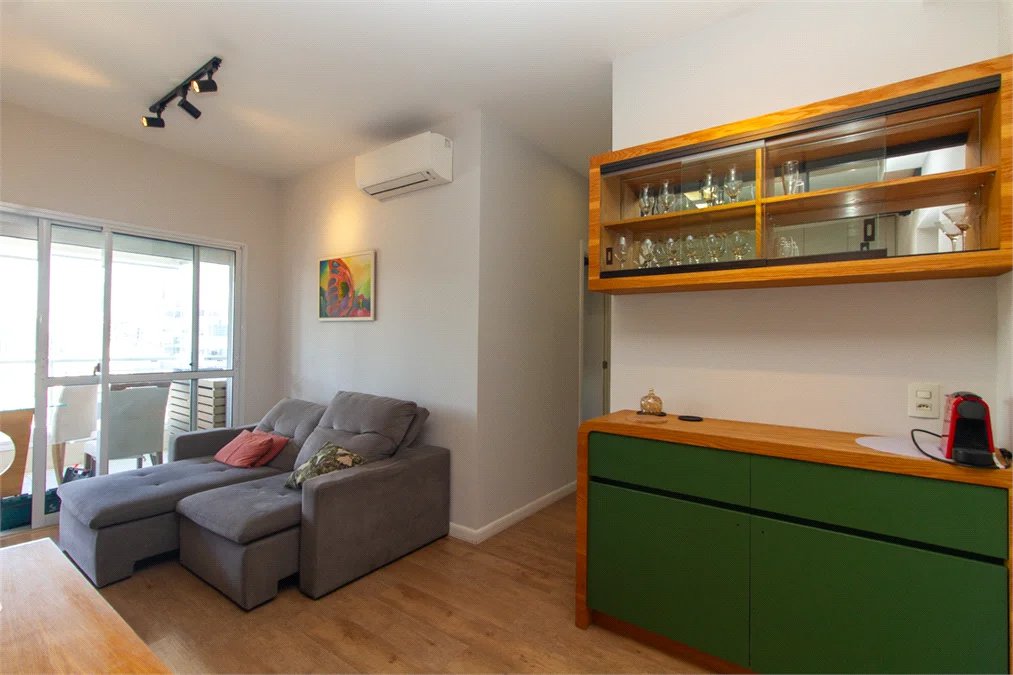 Apartamento para alugar com 2 quartos, sendo 1 suíte, em Pinheiros, São Paulo, SP
