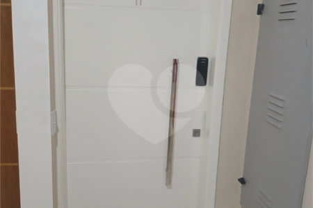 Apartamento à venda com 2 quartos em Vila Amélia, São Paulo, SP