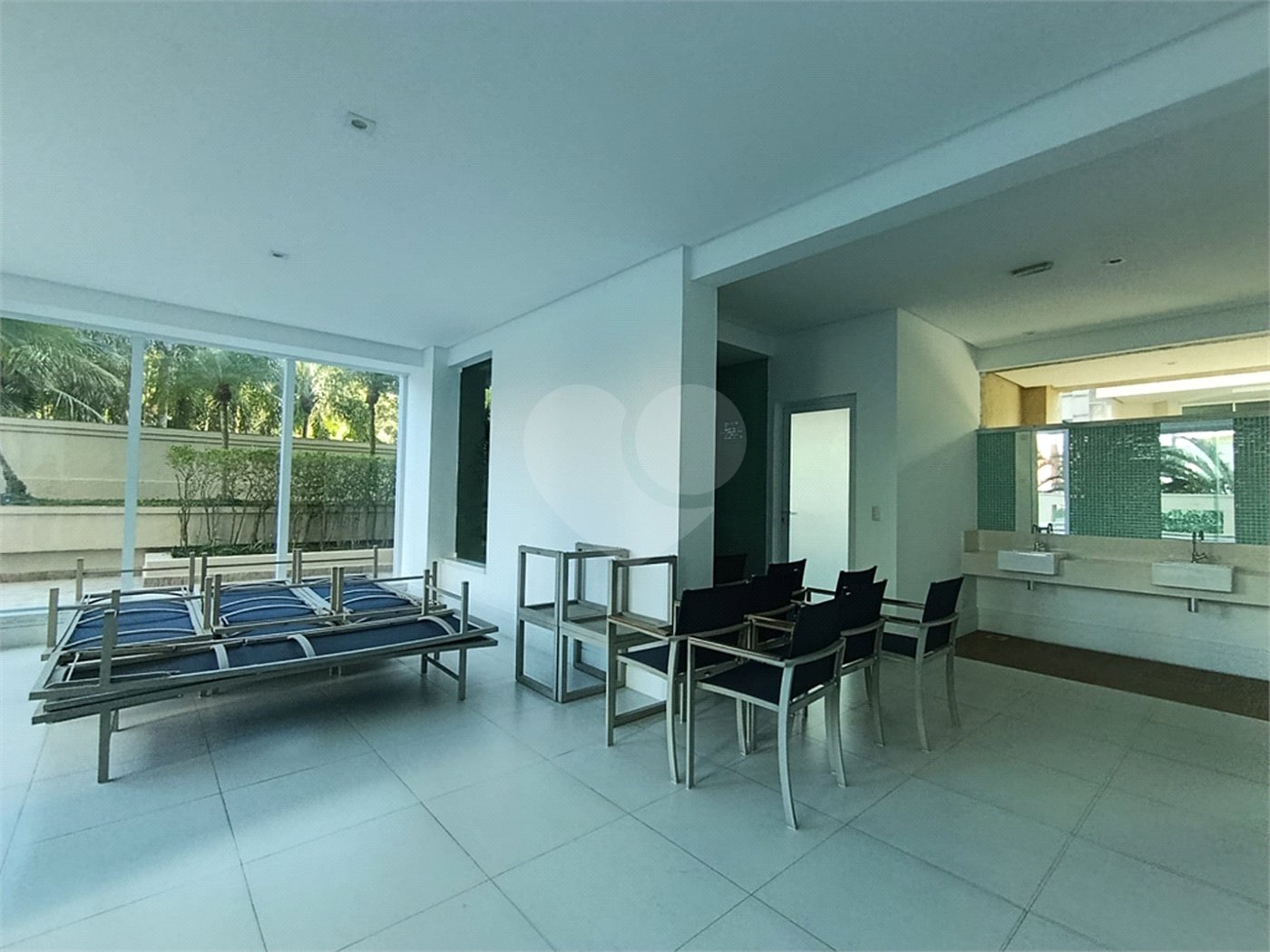 Apartamento para alugar com 3 suítes em Jardim Virgínia, Guarujá, SP