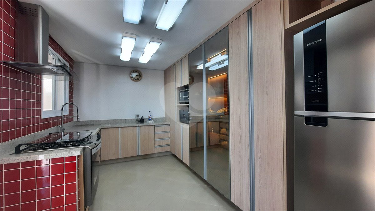 Apartamento à venda com 3 suítes em Jardim Marajoara, São Paulo, SP