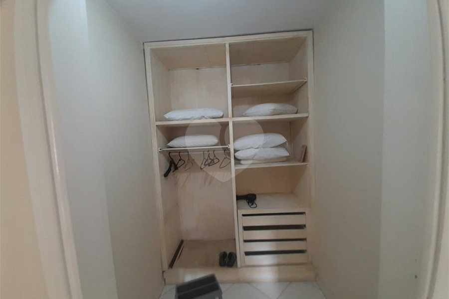 Apartamento à venda com 3 quartos, sendo 1 suíte, no Centro, Serra Negra, SP