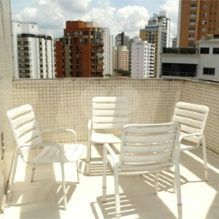 Cobertura à venda ou para alugar com 4 quartos, sendo 2 suítes, em Vila Uberabinha, São Paulo, SP