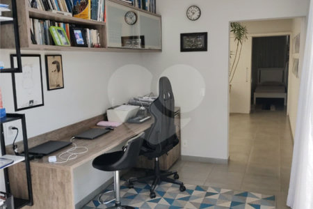 Casa à venda com 4 quartos, sendo 3 suítes, no condomínio Estância Marambaia, Vinhedo - SP