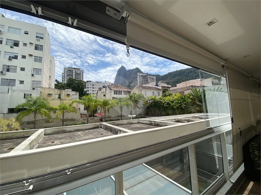 Apartamento à venda com 2 quartos, sendo 1 suíte,  em Botafogo, Rio de Janeiro, RJ