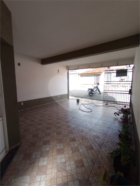 Casa à venda com 3 quartos, sendo 1 suíte, em Central Parque 4-l, Itapetininga, SP