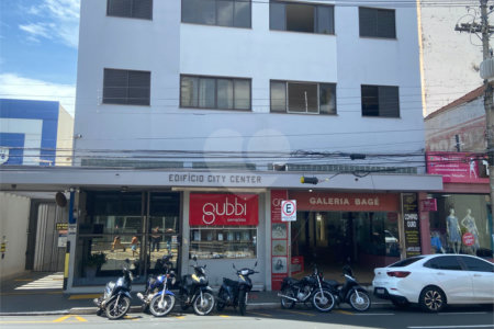 Apartamento à venda com 2 quartos no Centro, Araraquara, SP