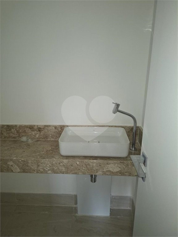 Apartamento à venda com 2 quartos, sendo 1 suíte, em Vila Mariana, São Paulo, SP