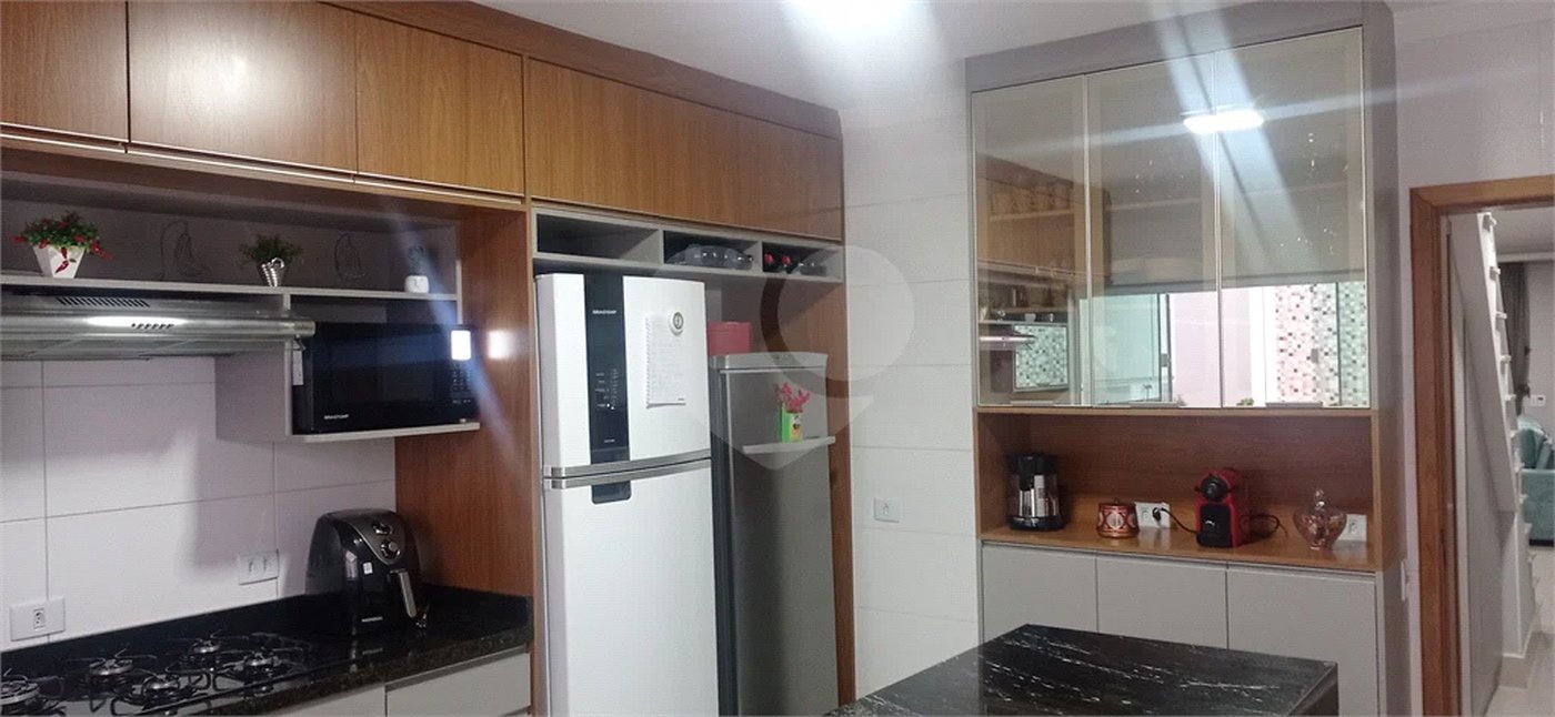 Sobrado à venda com 3 quartos, sendo 1 suíte,  em Vila Gustavo, São Paulo, SP