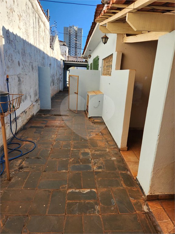 Casa à venda com 4 quartos, sendo 1 suíte, no Centro, Araraquara, SP