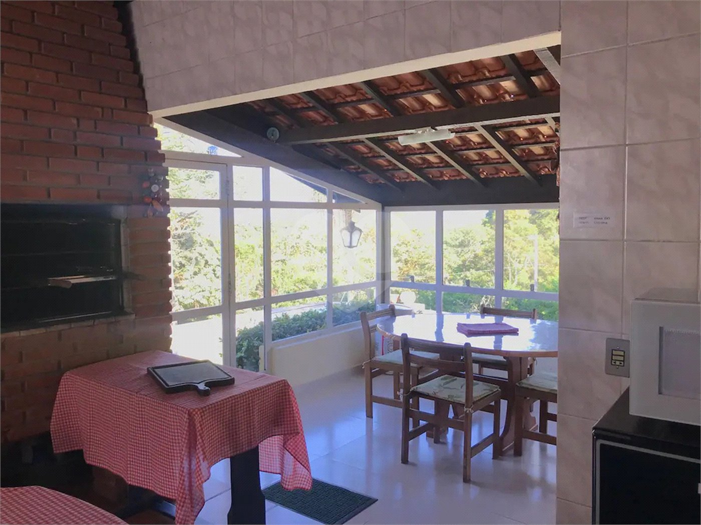 Chácara à venda com 3 quartos, sendo 1 suíte,  em Recanto Flora (mailasqui), São Roque, SP