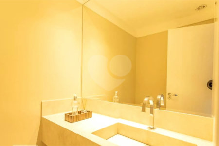 Apartamento à venda com 3 quartos, sendo 1 suíte, em Vila Anastácio, São Paulo, SP