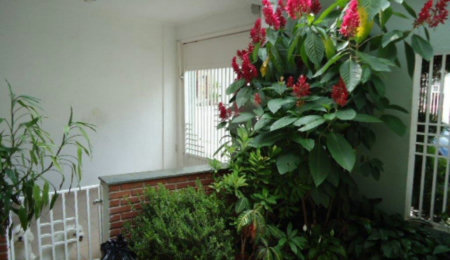 Sobrado à venda com 3 quartos, sendo 1 suíte,  em Jardim Leonor Mendes de Barros, São Paulo, SP