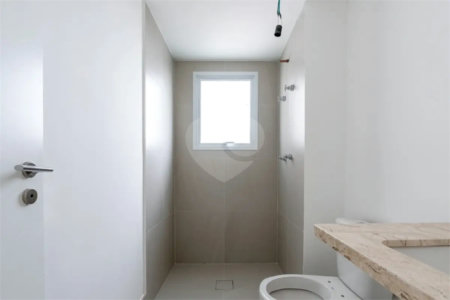 Apartamento à venda com 3 suítes em Jardim Dom Bosco, São Paulo, SP