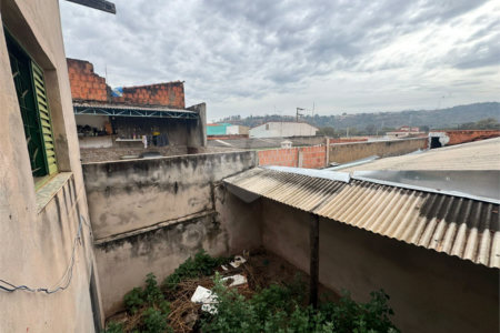 Casa á venda, em Cidade Aracy, São Carlos.