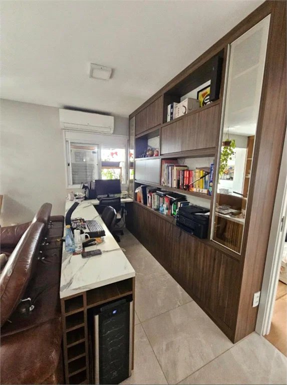 Apartamento à venda com 3 quartos, sendo 2 suítes, em Vila Anastácio, São Paulo, SP