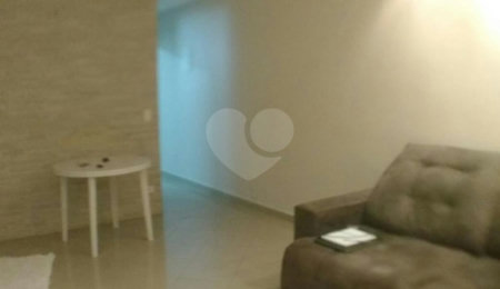 Sobrado à venda com 3 quartos, sendo 1 suíte,  em Vila Mazzei, São Paulo, SP