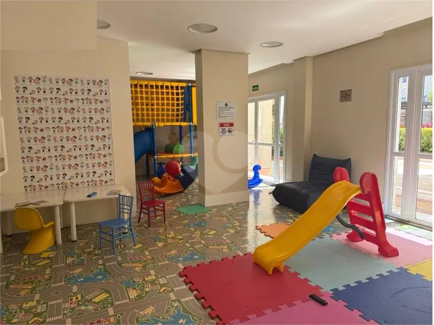 Apartamento à venda com 3 quartos, sendo 2 suítes, em Vila Irmãos Arnoni, São Paulo, SP