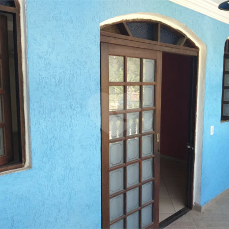 Sobrado à venda com 3 quartos, sendo 1 suíte, em Jardim Cruz do Corisco, São Paulo, SP