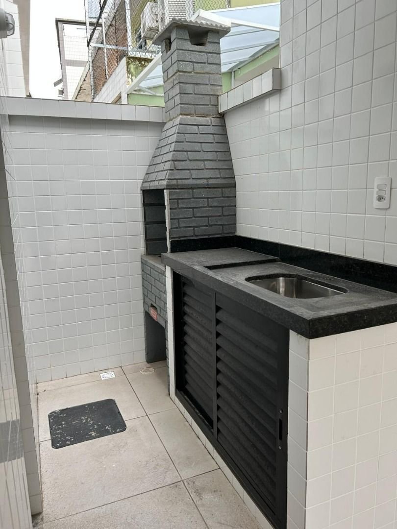 Casa com 3 dormitórios à venda, 90 m² por R$ 905.000,00 - Ponta da Praia - Santos/SP