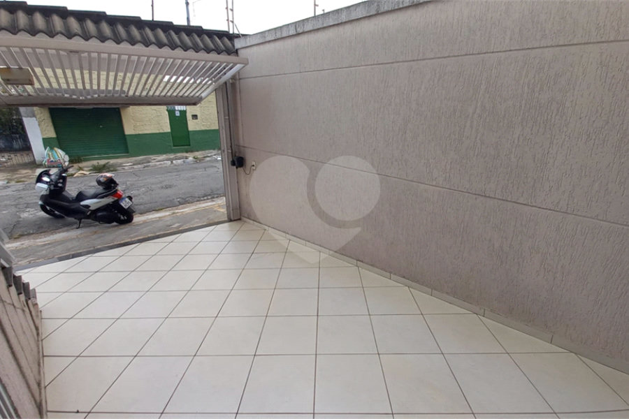 Sobrado à venda com 3 suítes em Vila Nivi, São Paulo, SP