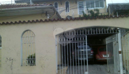 Casa Térrea à venda com 4 quartos, sendo 1 suíte,  em Tremembé, São Paulo, SP