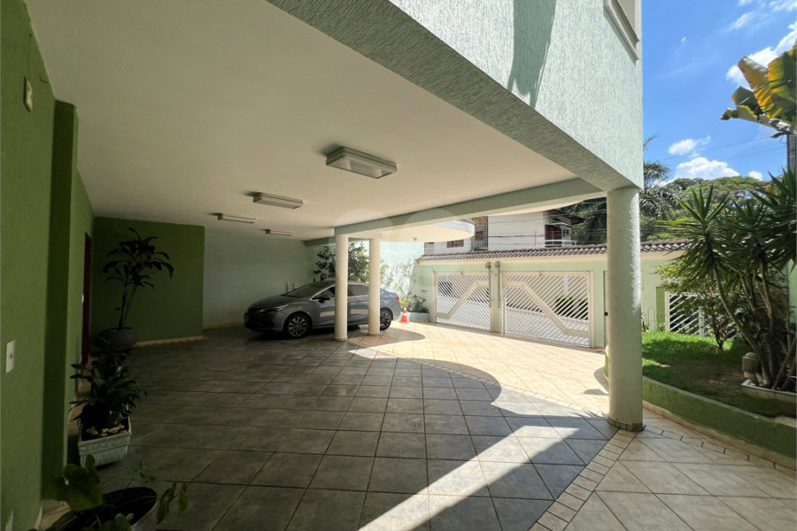 Sobrado à venda com 4 suítes em Tremembé, São Paulo, SP