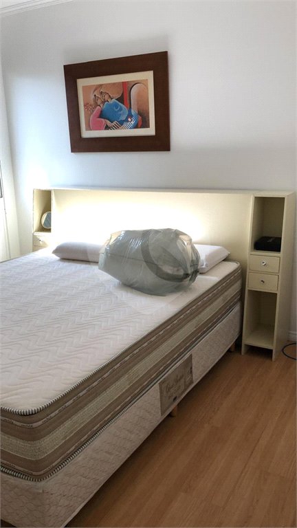 Apartamento à venda com 3 quartos, sendo 1 suíte, em Vila Olímpia, São Paulo, SP
