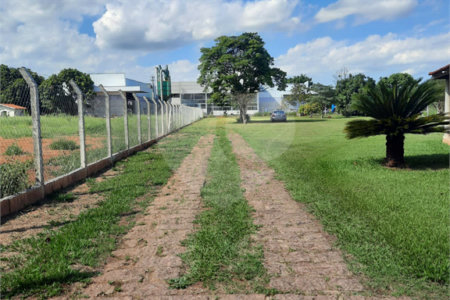 Casa à venda com 3 quartos, sendo 1 suíte,  em Distrito Industrial do Lageado, Salto, SP