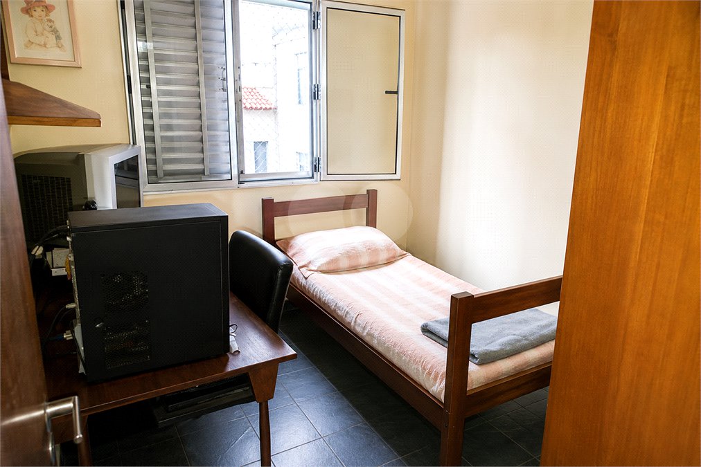 Casa à venda com 3 quartos, sendo 1 suíte,  em Chácara Japonesa, São Paulo, SP