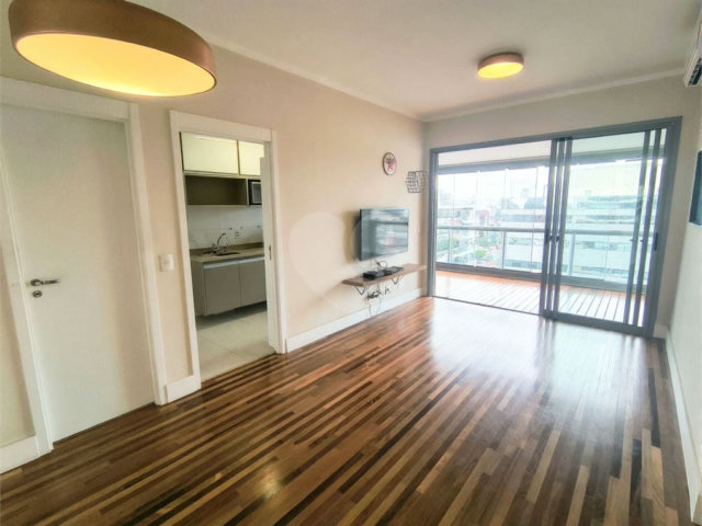 Apartamento à venda com 2 quartos, sendo 1 suíte,  em Santo Amaro, São Paulo, SP