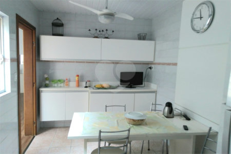 Casa à venda com 3 quartos, sendo 2 suítes, em Vila Isabel, Rio de Janeiro, RJ